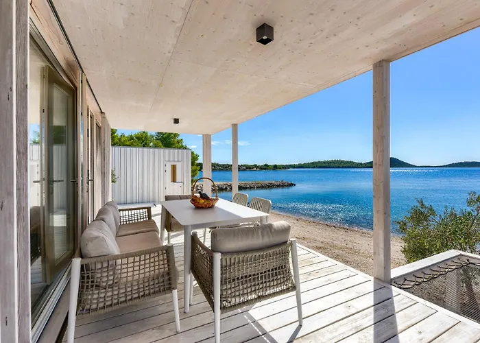 Luxury Beachfront Eco 77 With Sauna Drage